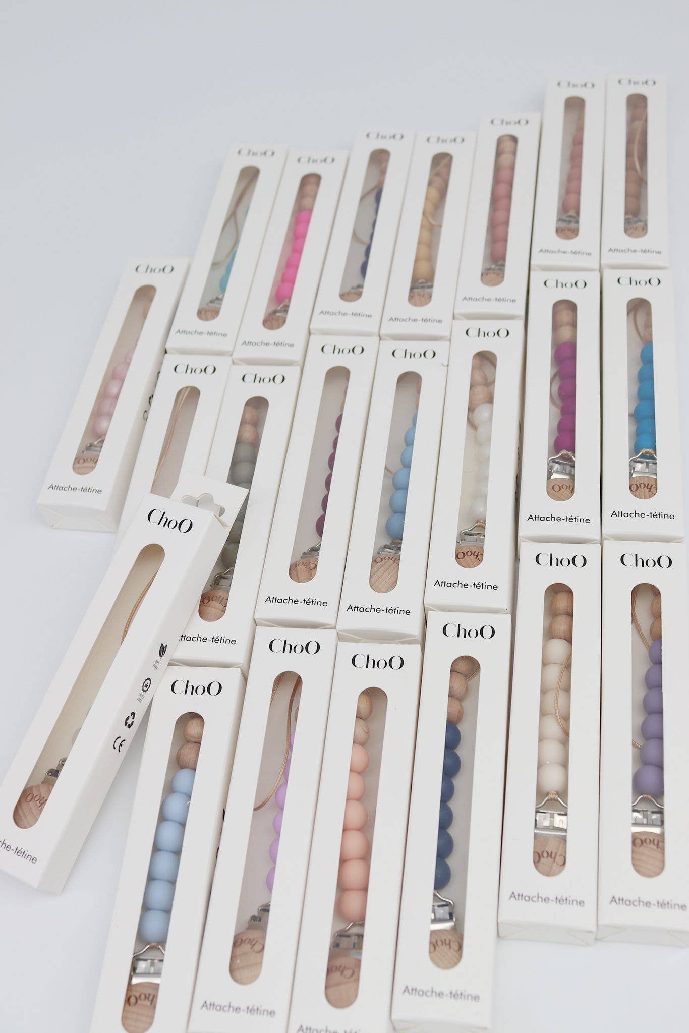 CHoO - Silicone and Wood Pacifier Clip