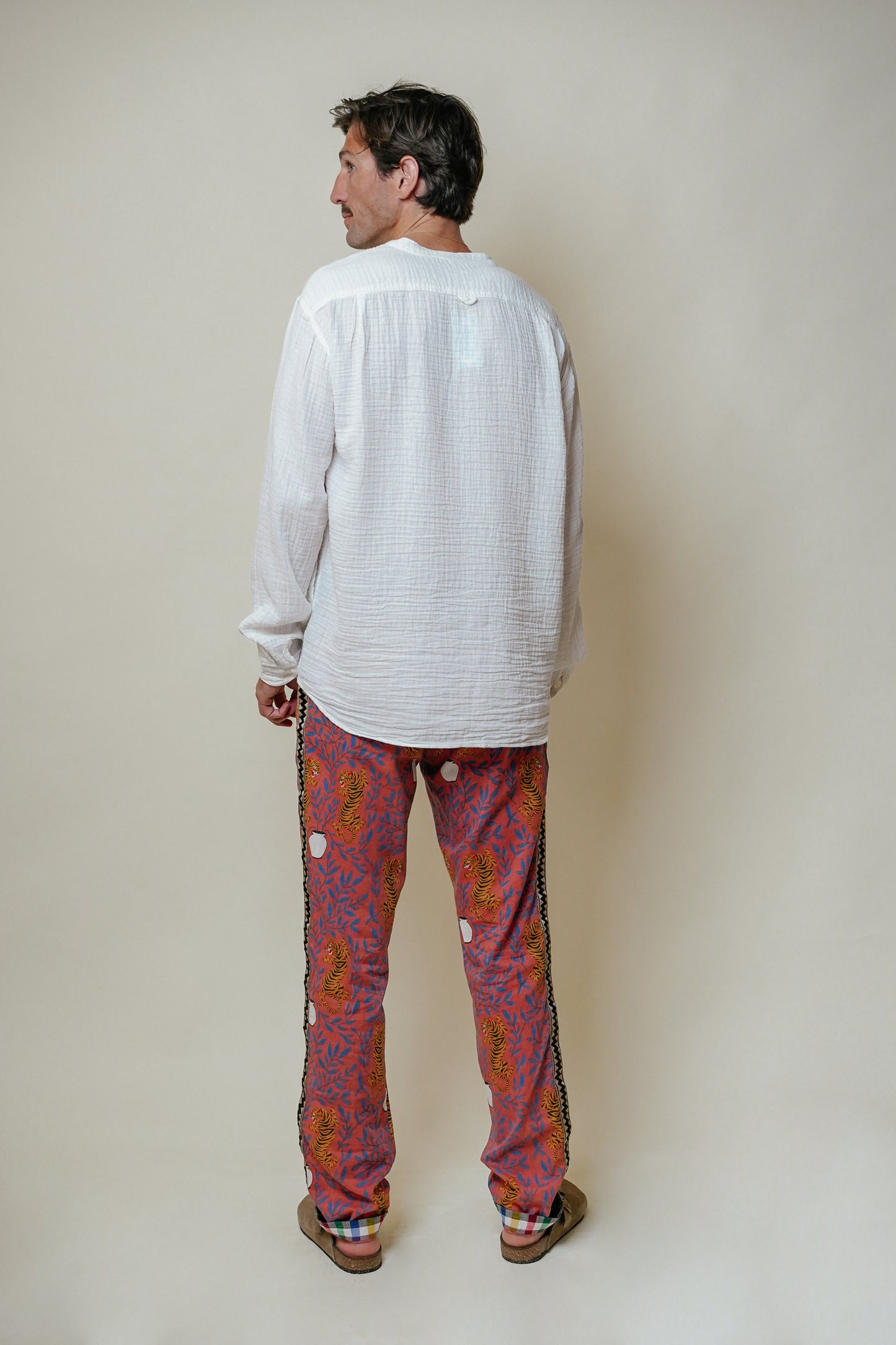 L'ÎLE BLEUE - Boubou Kunjan