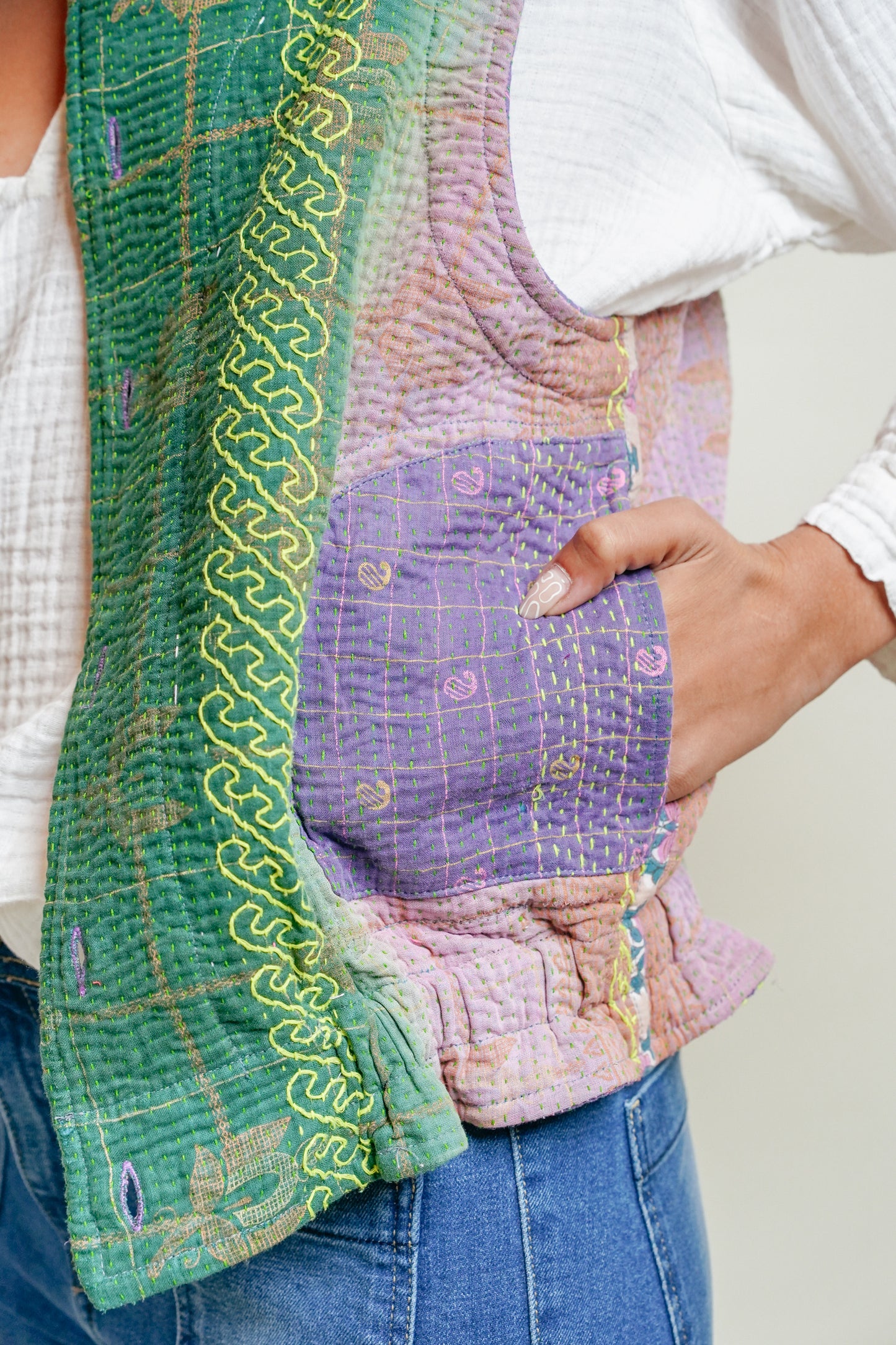 THE BLUE ISLAND - Kantha Sequin Vest 15