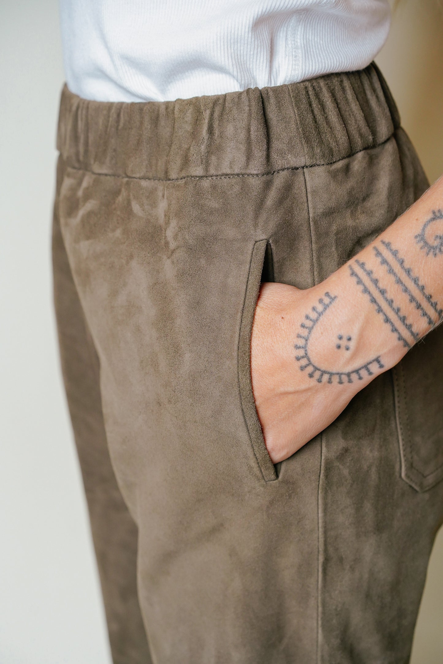 SERGE PARIENTE - Sarah Pant VS Kaki