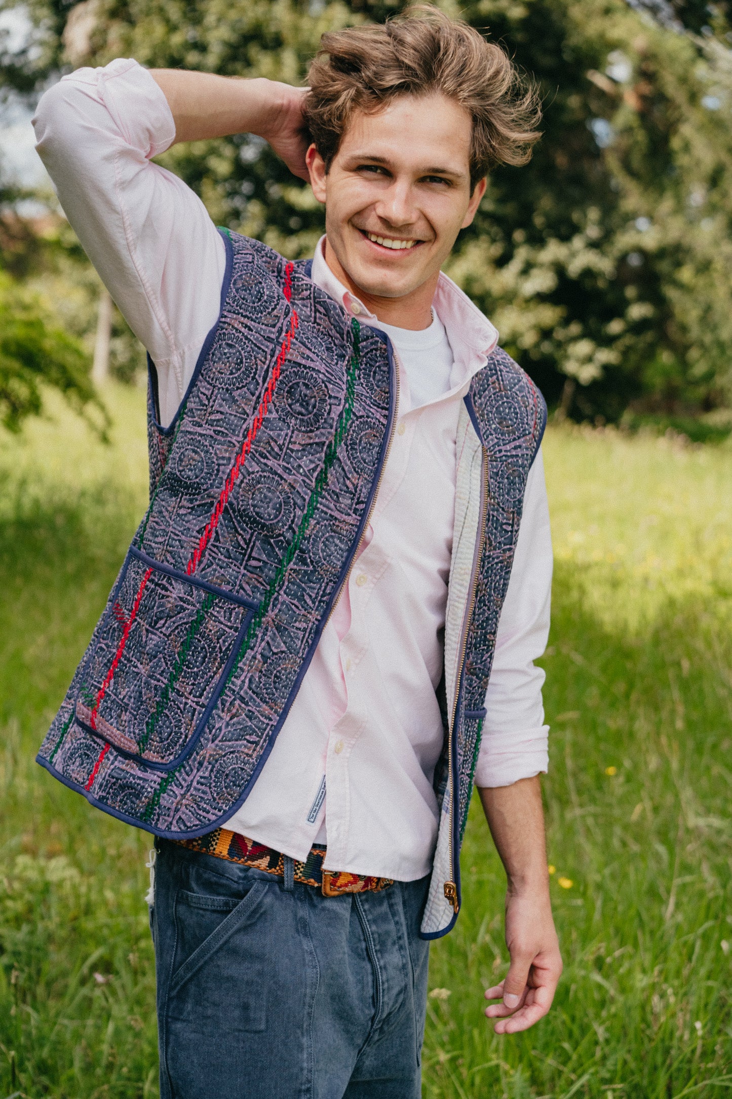 THE BLUE ISLAND - Purple Vest