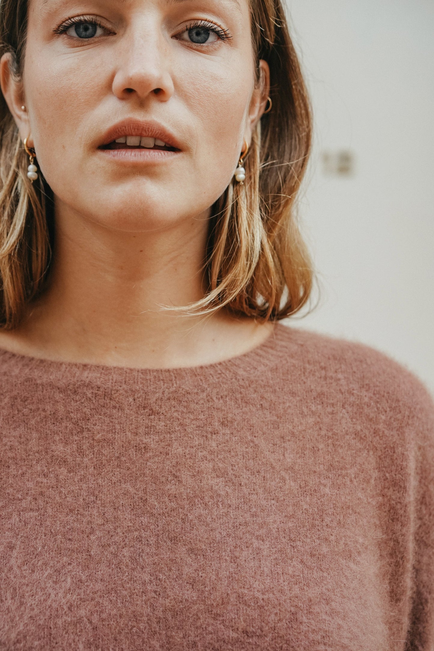 ESTHÈME - Raccoon Round Neck Sweater