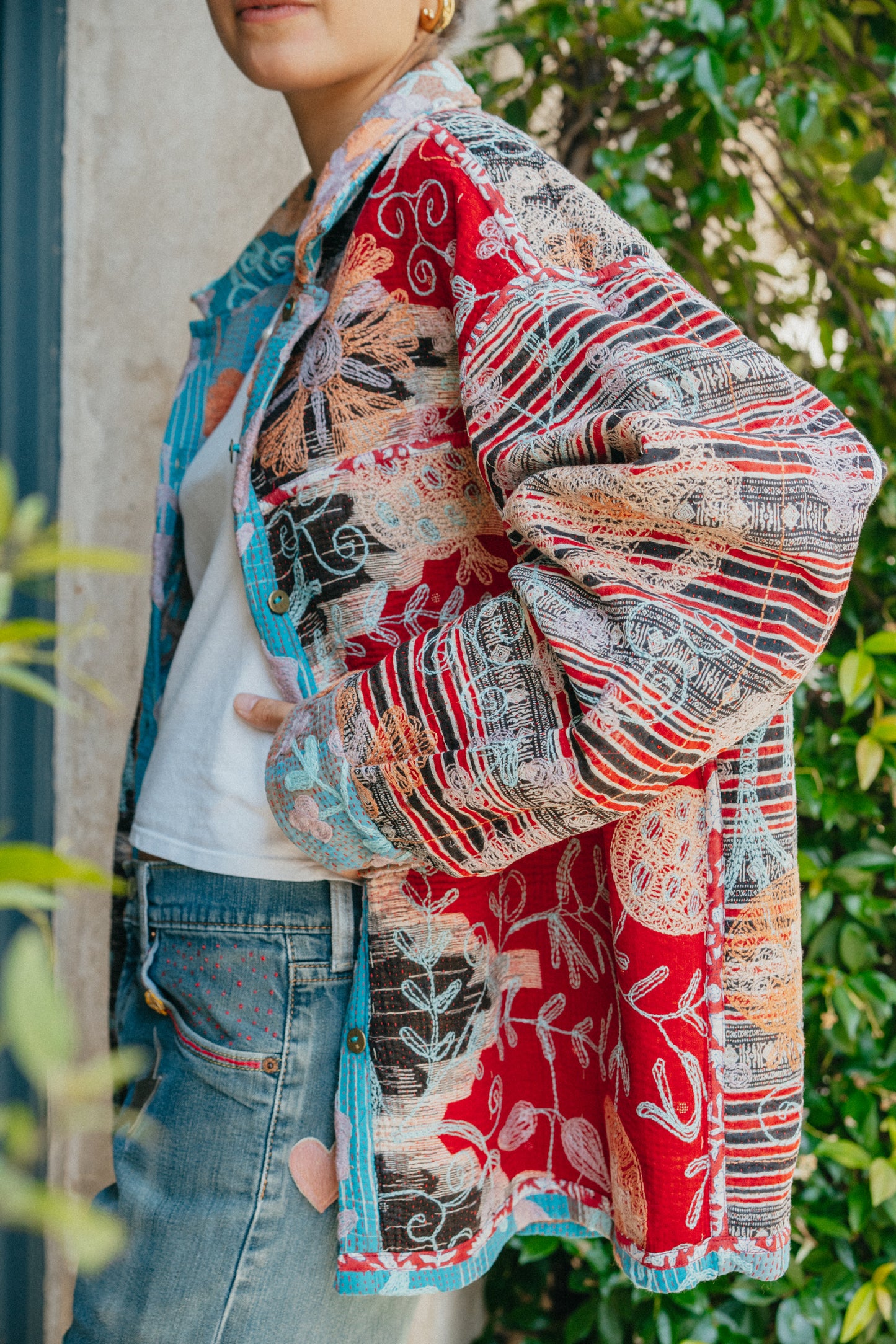 THE BLUE ISLAND - Kantha Suzani Calcutta Jacket