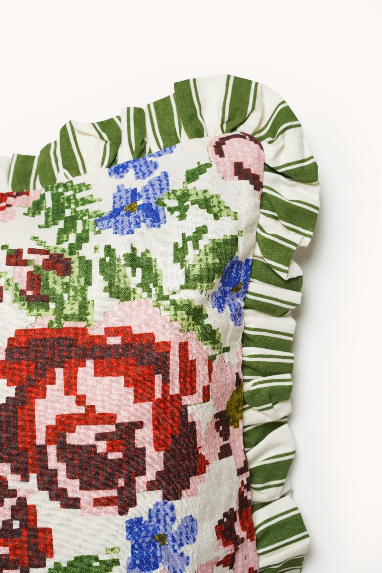 RIVA HOME - COUSSIN À VOLATANTS VERT SAULE