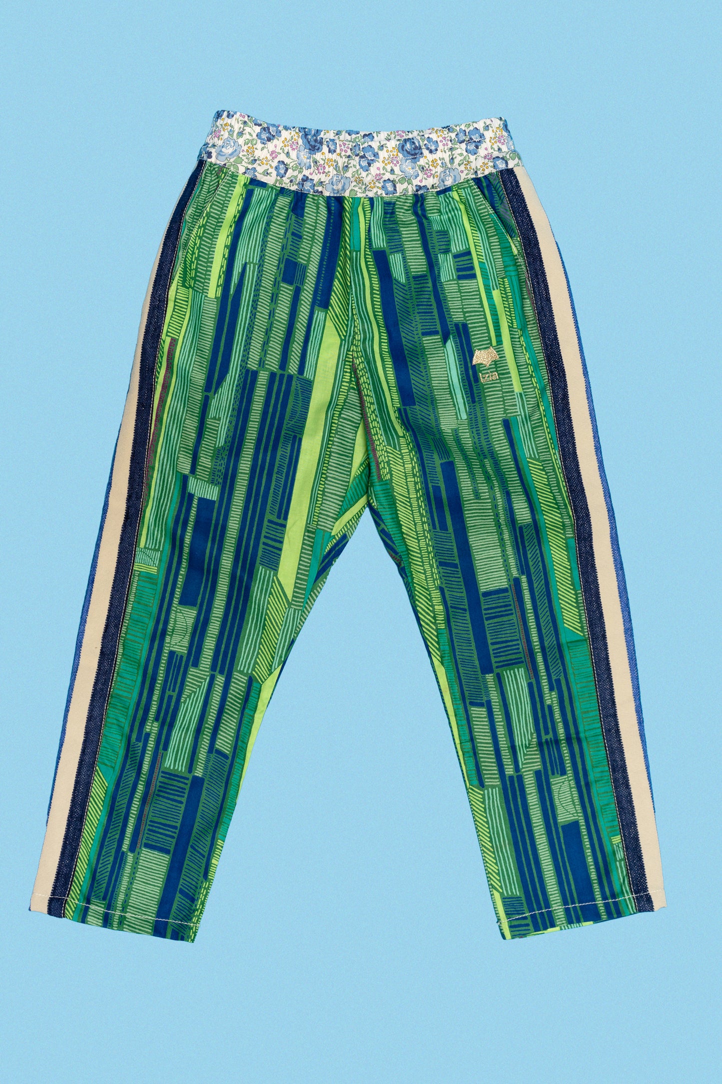 L'ÎLE BLEUE - Boubou Izia