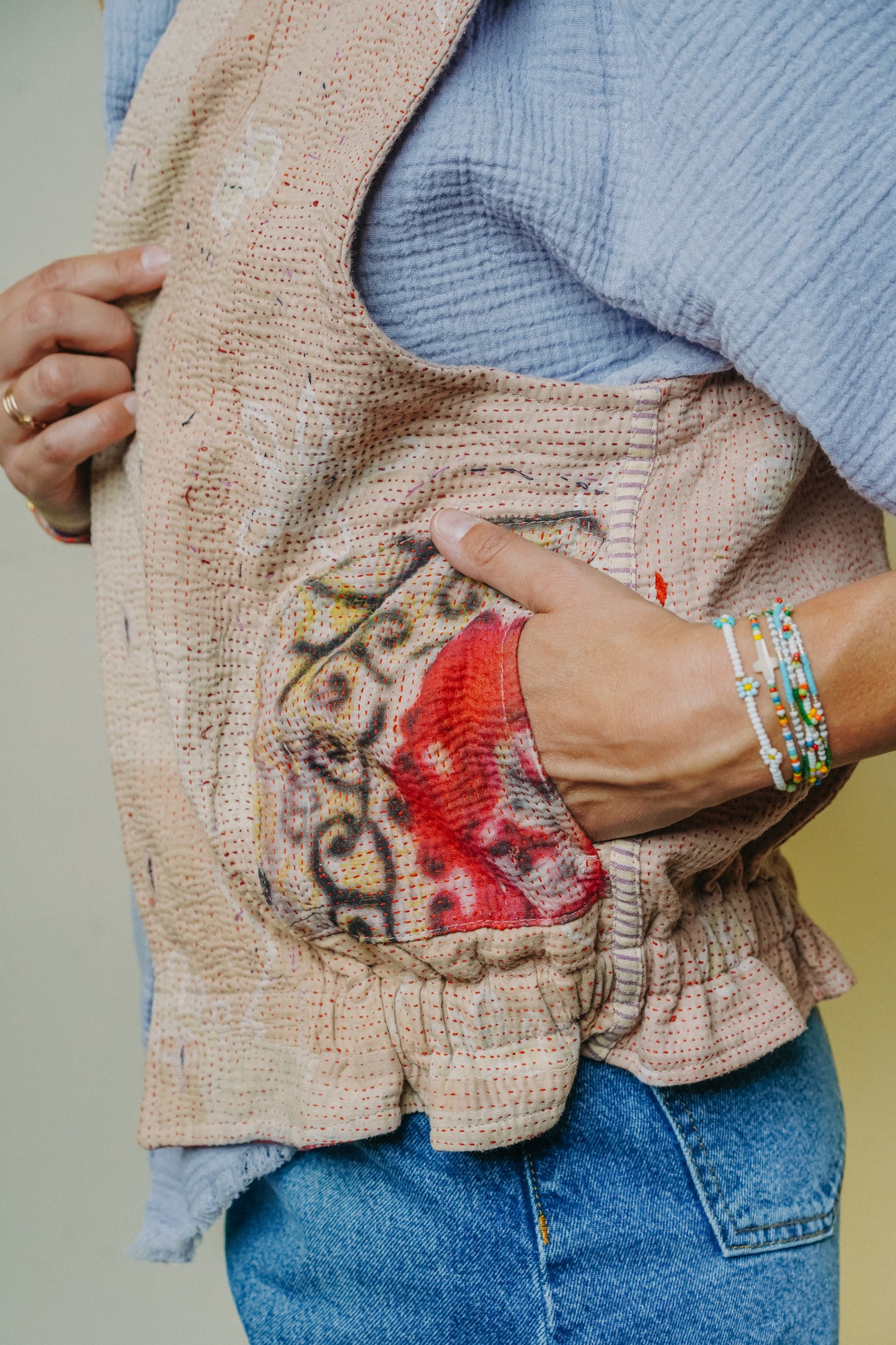 L'ÎLE BLEUE - Gilet Kantha Sequins 1