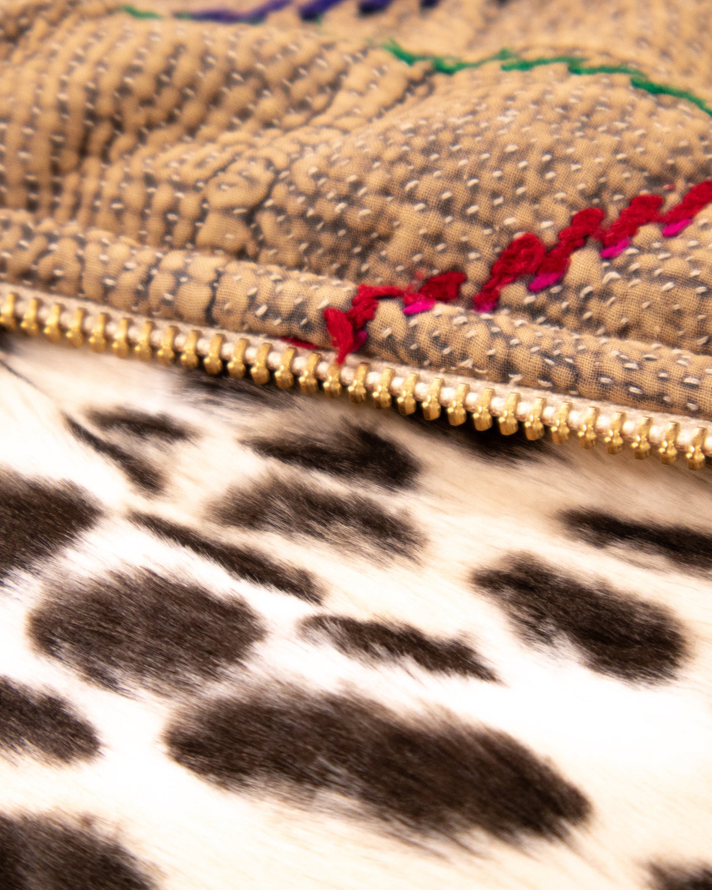 THE BLUE ISLAND - LEOPARD SLEEVELESS HOODIE IN KANTHA COLOR 3