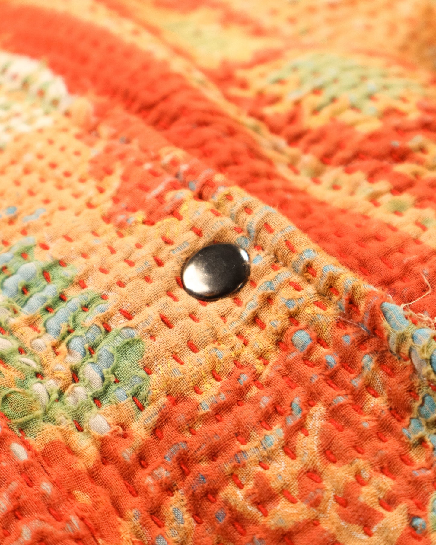 L'ÎLE BLEUE - MANTEAU LÉOPARD EN KANTHA FOURRÉ SUZANI COULEUR 1