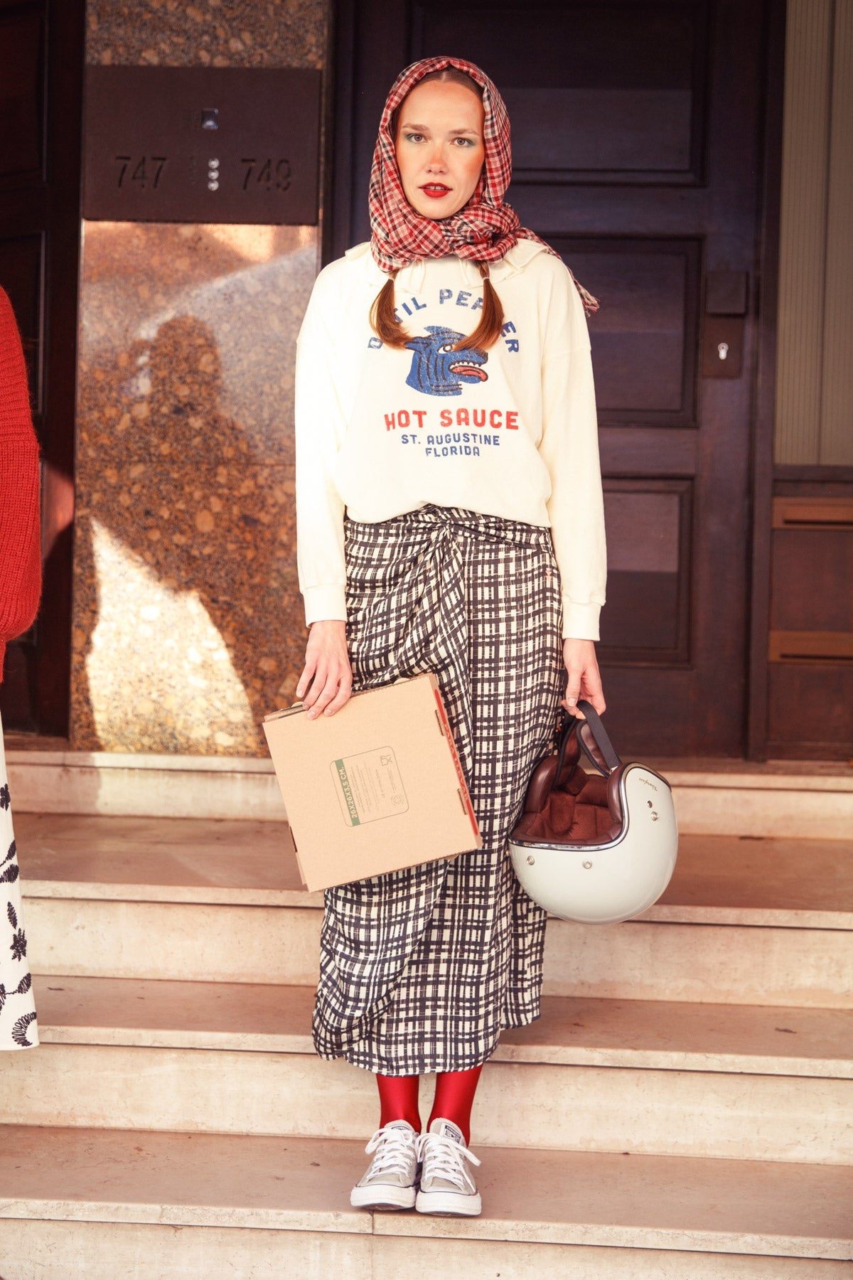 SISTERS DEPARTMENT - Sweat Datil