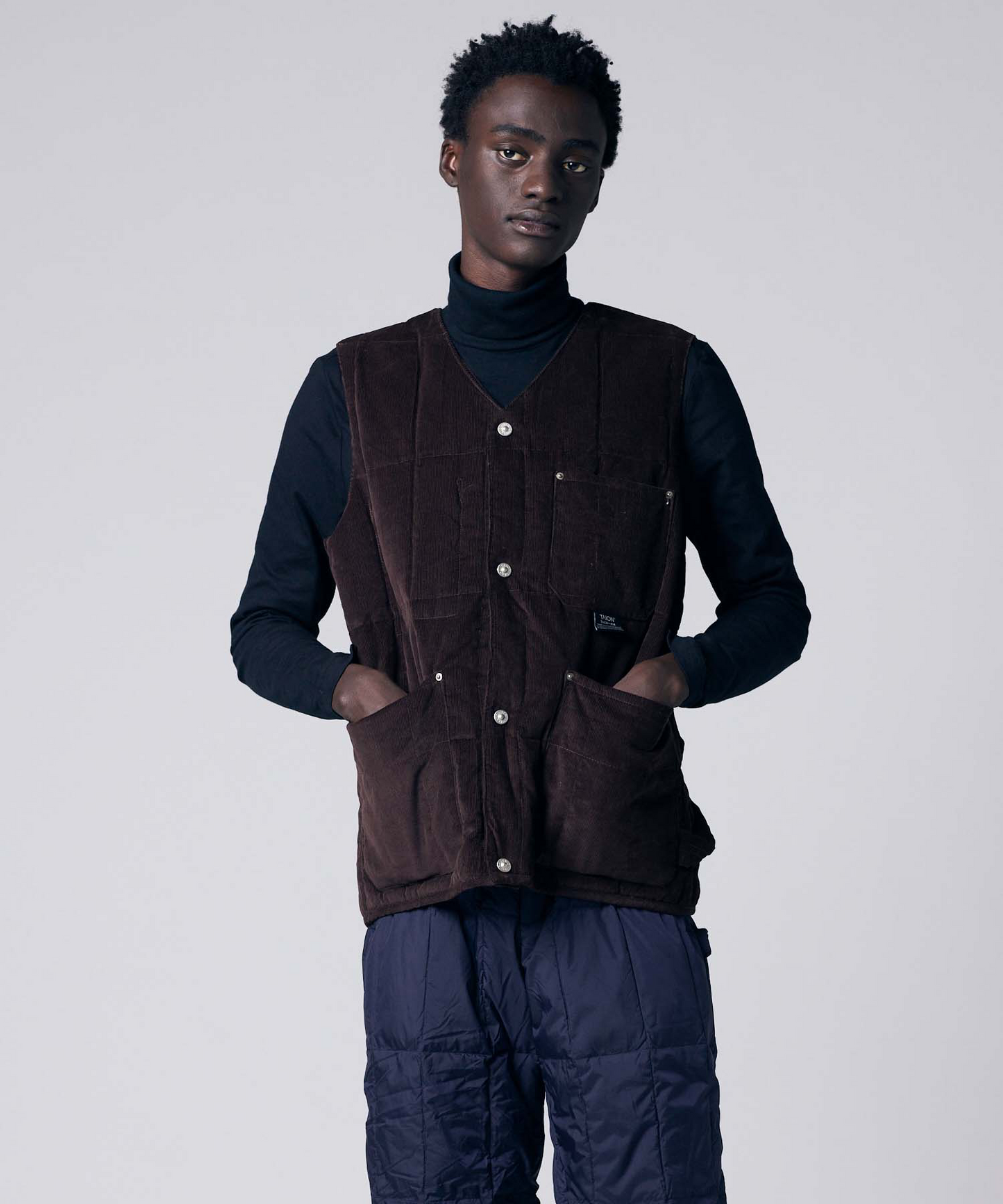 TAION - Work Corduroy V-Neck Sleeveless Vest