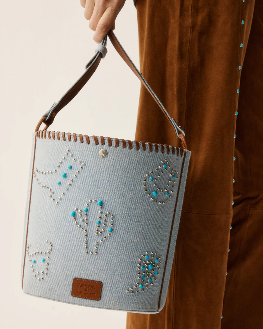 ARIZONA LOVE - Sac en denim avec finition cloutés et cuir "pierce bag"