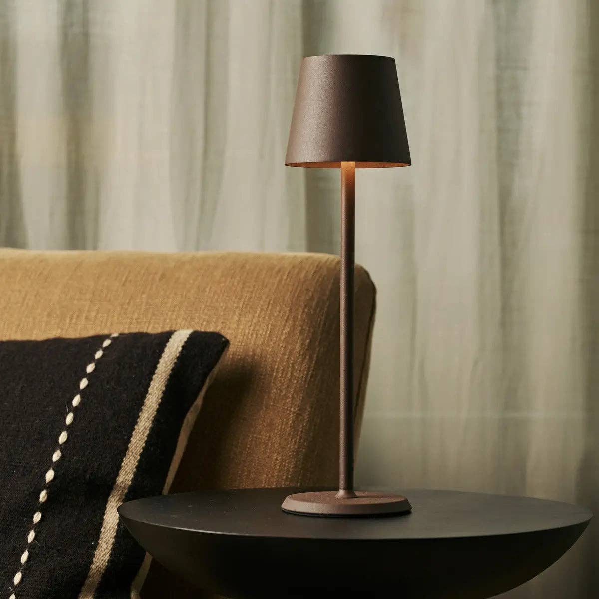 Lampe sans fil Jasper brun moka Tavellio, vue de présentation