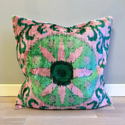 MILA MIRO - COUSSIN IKAT ÉTOILE DE MER EN VELOURS