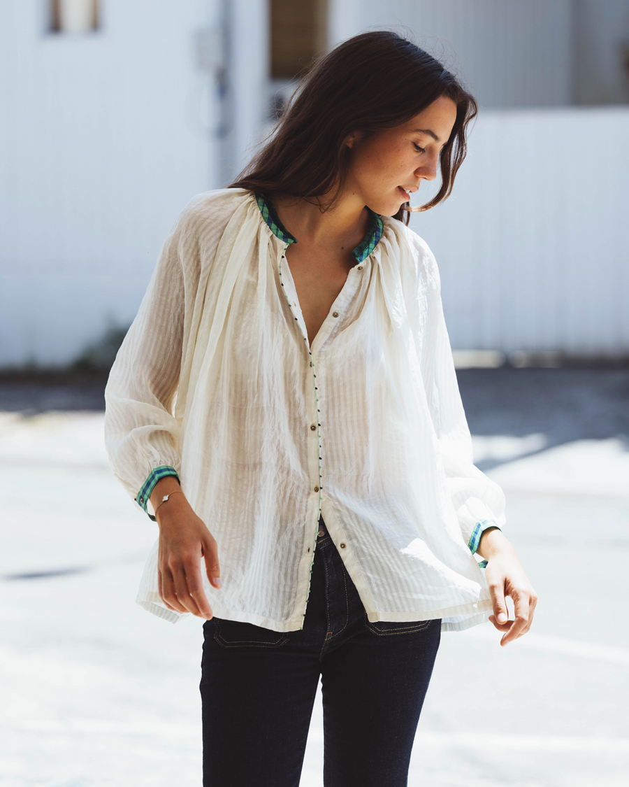 THE BLUE ISLAND - Clarence Blouse