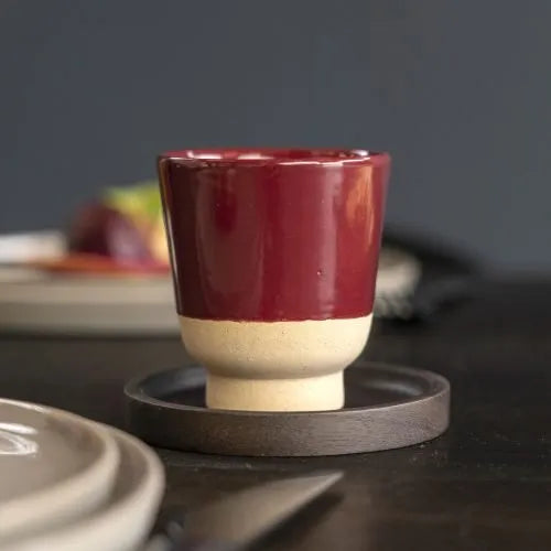 Tasse en céramique Kinta Rutunda S coloris berry, troisième vue