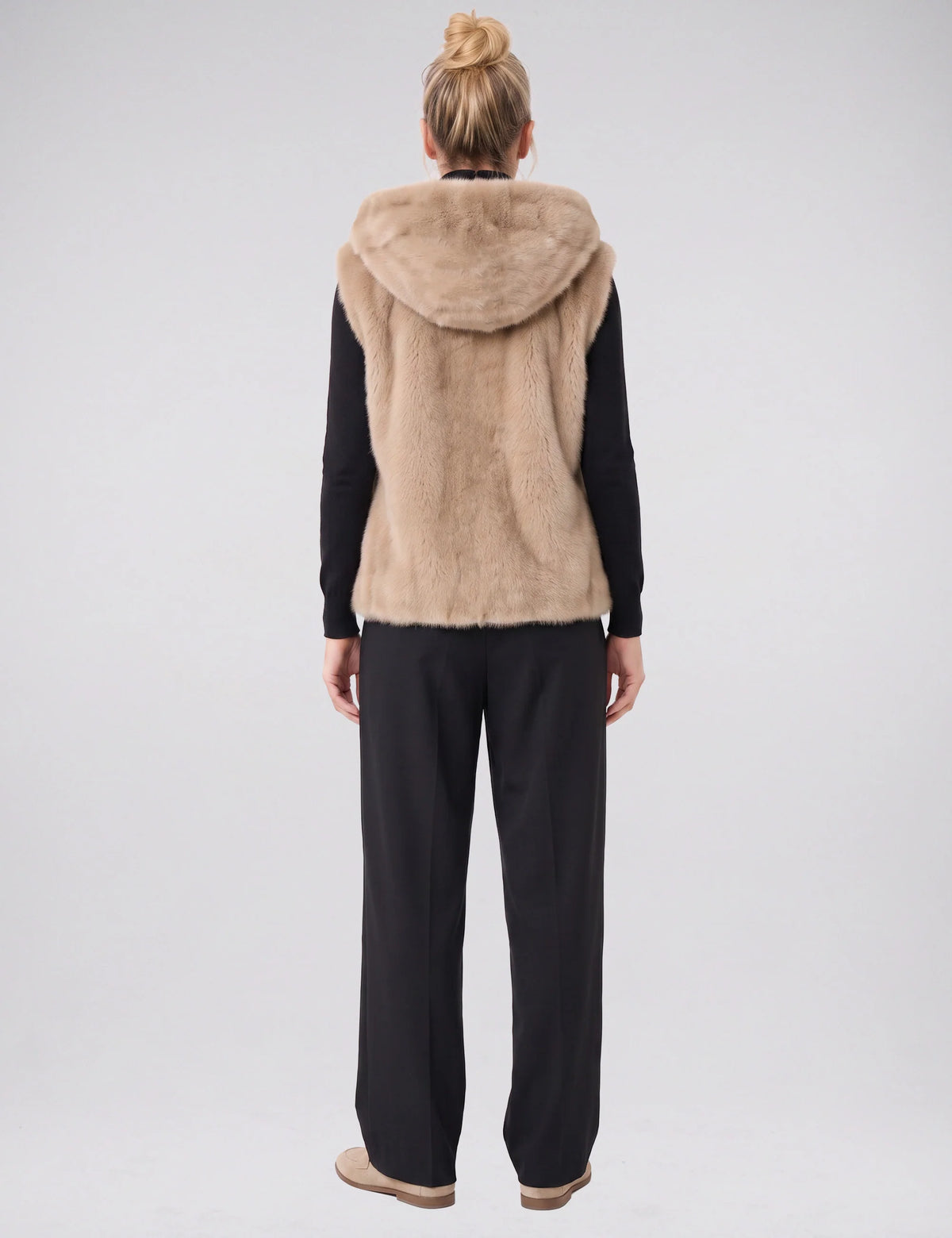 Gilet sans manches Blonde N°8 Ashley porté, vue de face