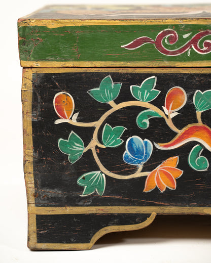 L'ÎLE BLEUE - COFFRE NOIR PEINT À LA MAIN