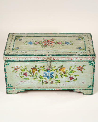 L'ÎLE BLEUE - COFFRE BLEU PEINT À LA MAIN