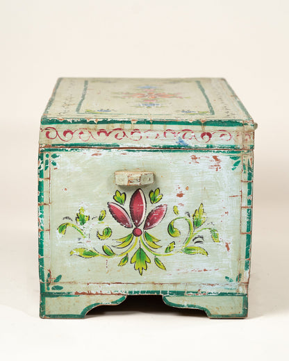 L'ÎLE BLEUE - COFFRE BLEU PEINT À LA MAIN