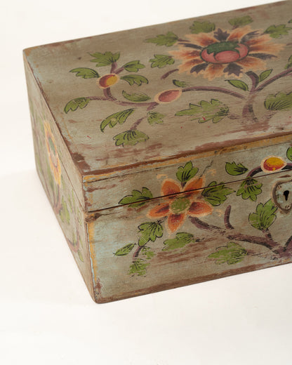 L'ÎLE BLEUE - COFFRE FLEUR PEINT À LA MAIN