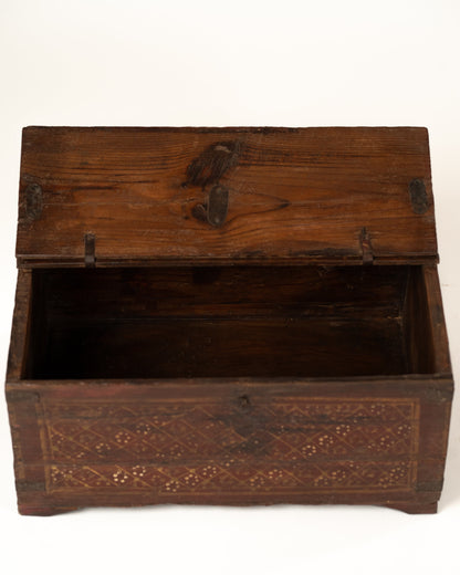 L'ÎLE BLEUE - COFFRE ANCIEN