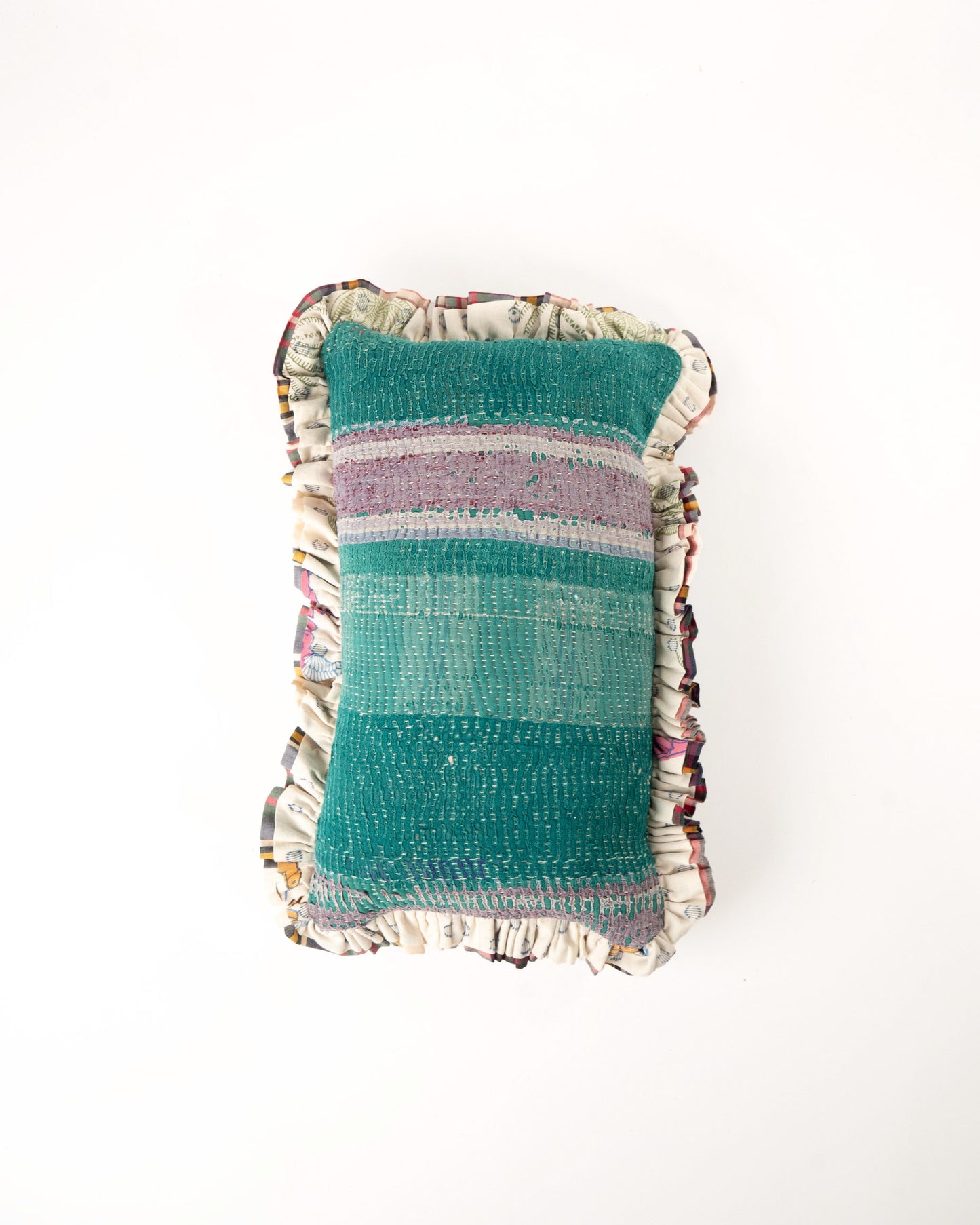 L'ÎLE LBEUE - COUSSIN EN KANTHA 10