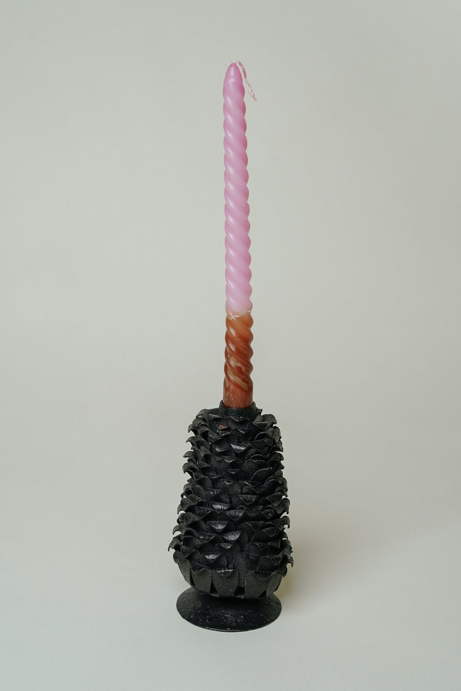 THE BLUE ISLAND - Pine Cone Candle Holder 1