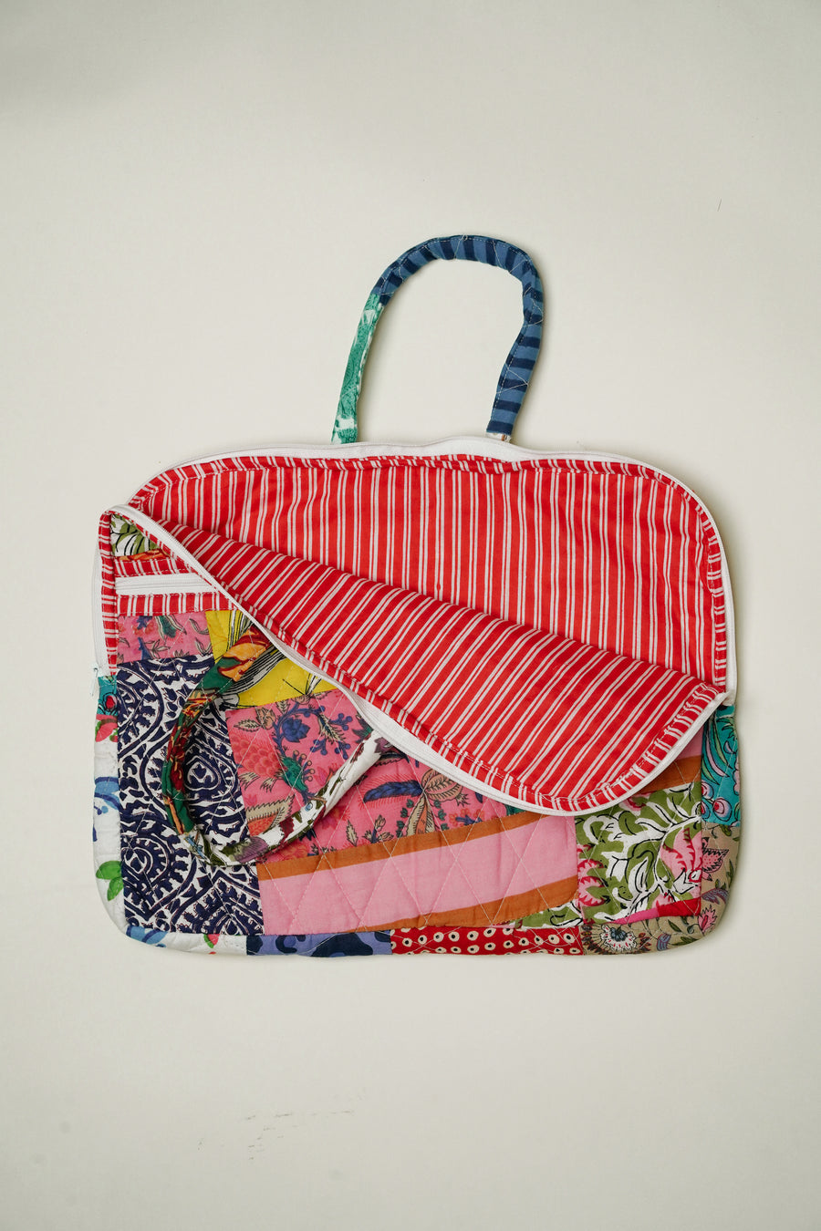 THE BLUE ISLAND - Patchwork Laptop Sleeve