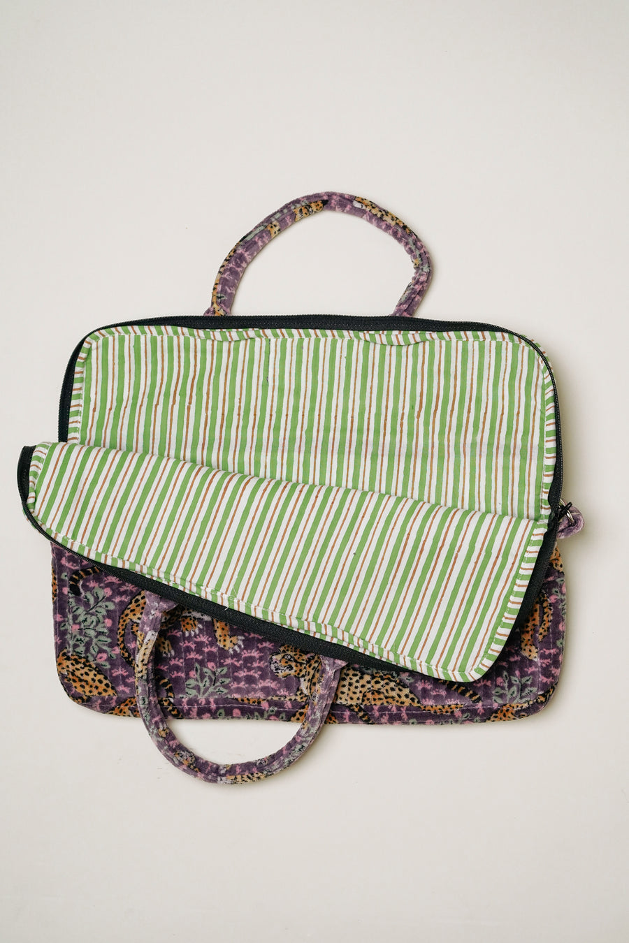 THE BLUE ISLAND - Velvet Laptop Sleeve