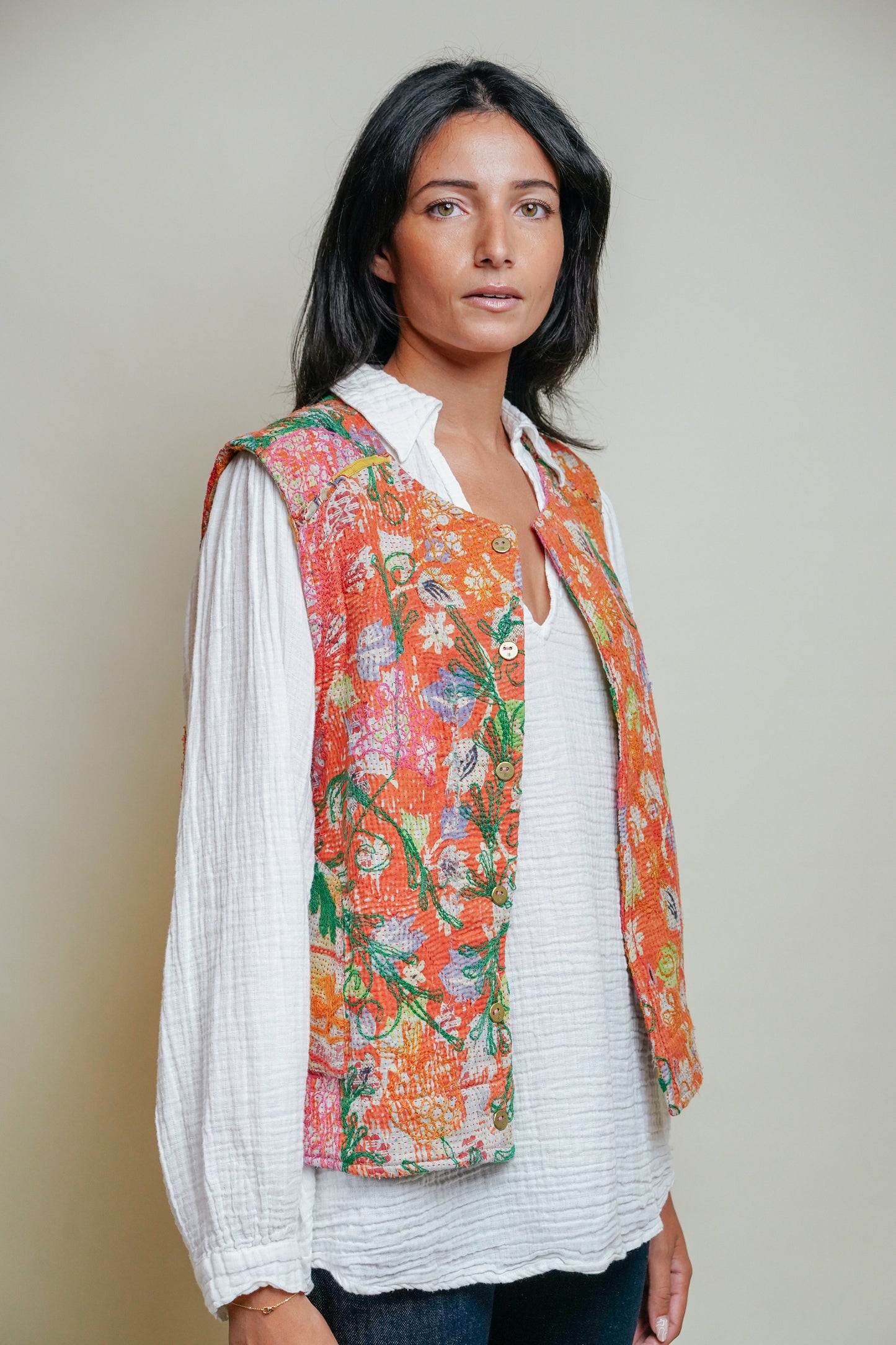 THE BLUE ISLAND - Annie Vest 4