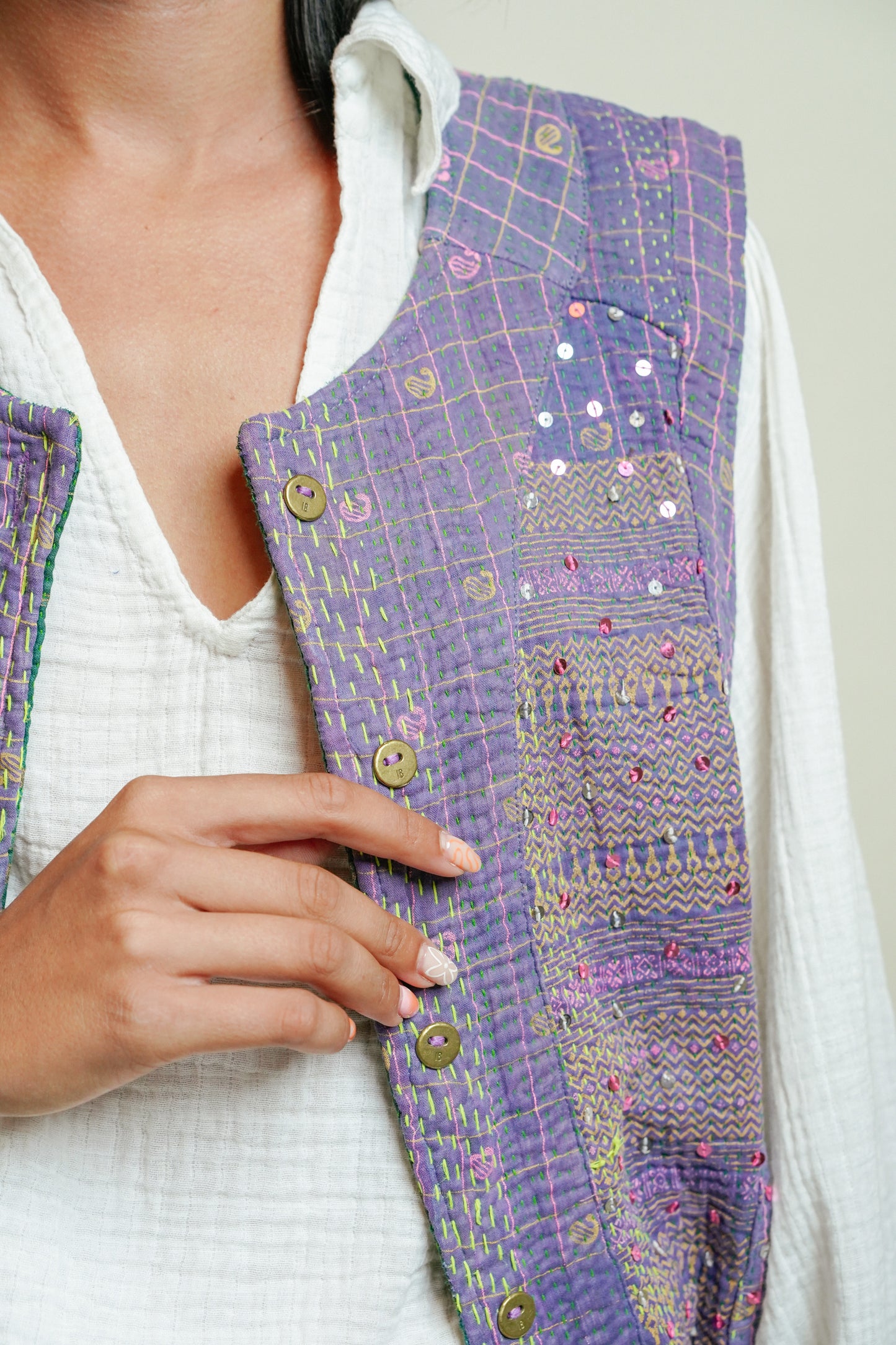 THE BLUE ISLAND - Kantha Sequin Vest 15