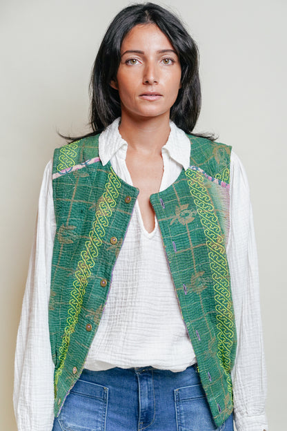 THE BLUE ISLAND - Kantha Sequin Vest 15
