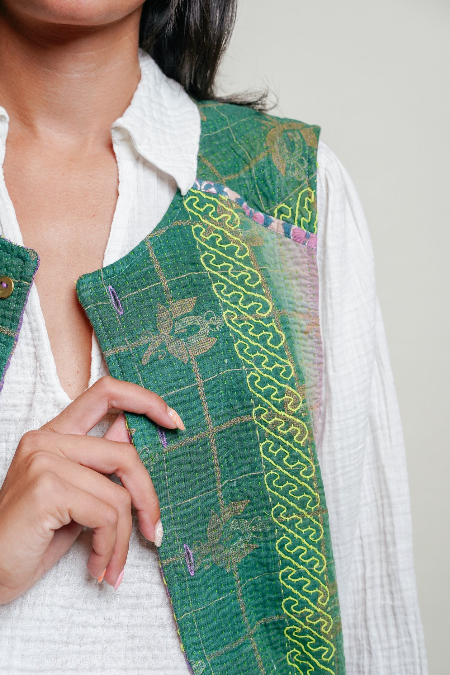 THE BLUE ISLAND - Kantha Sequin Vest 15