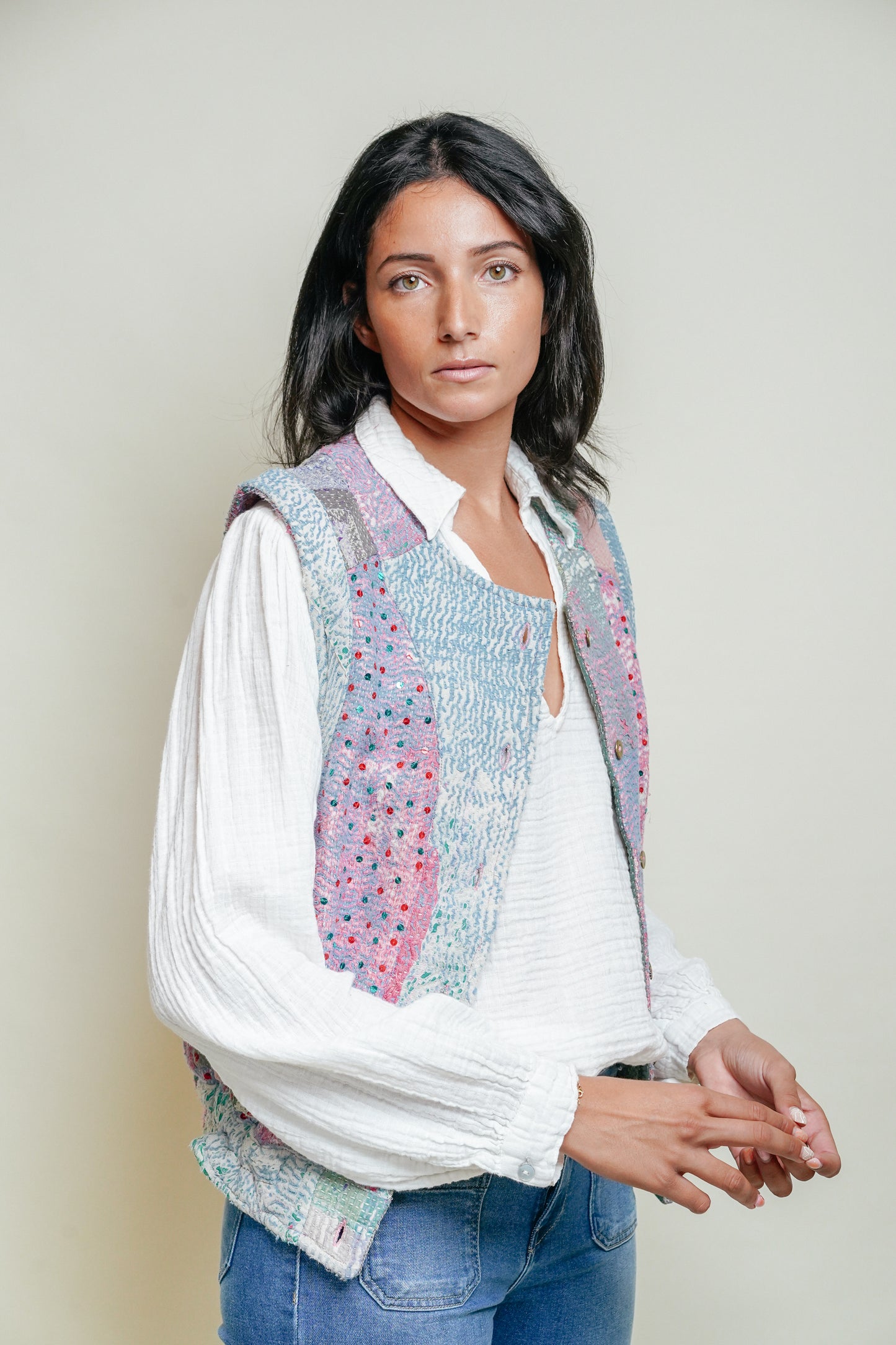 THE BLUE ISLAND - Kantha Sequin Vest 16