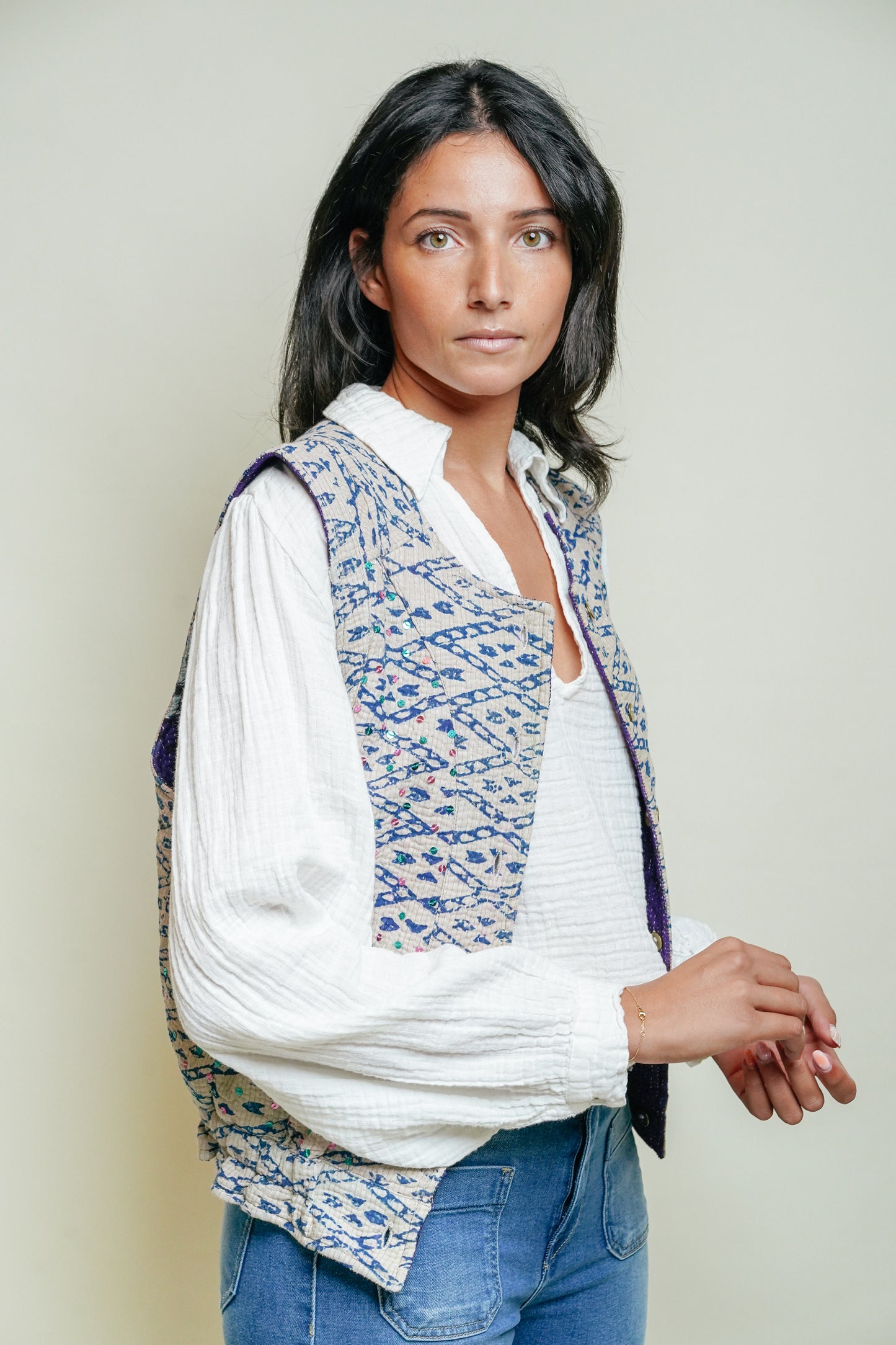THE BLUE ISLAND - Kantha Sequin Vest 9