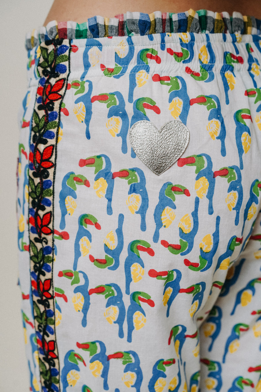 L'ÎLE BLEUE - Boubou Tota