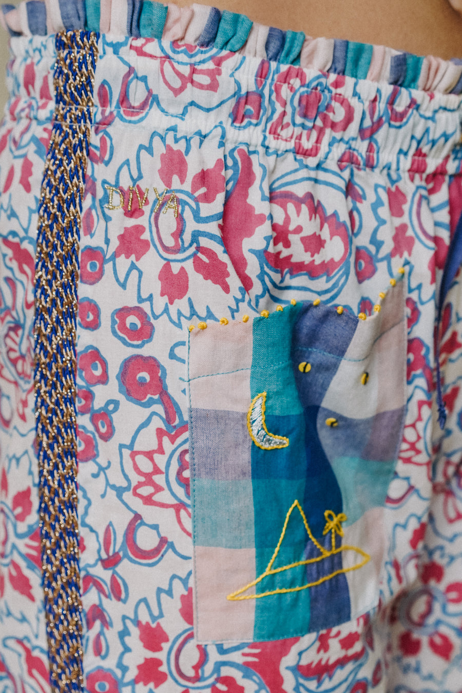 L'ÎLE BLEUE - Boubou Divya