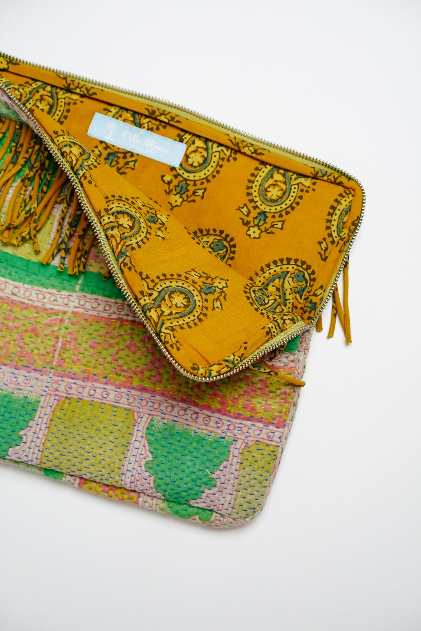 THE BLUE ISLAND - Kantha Fringe Laptop Sleeve