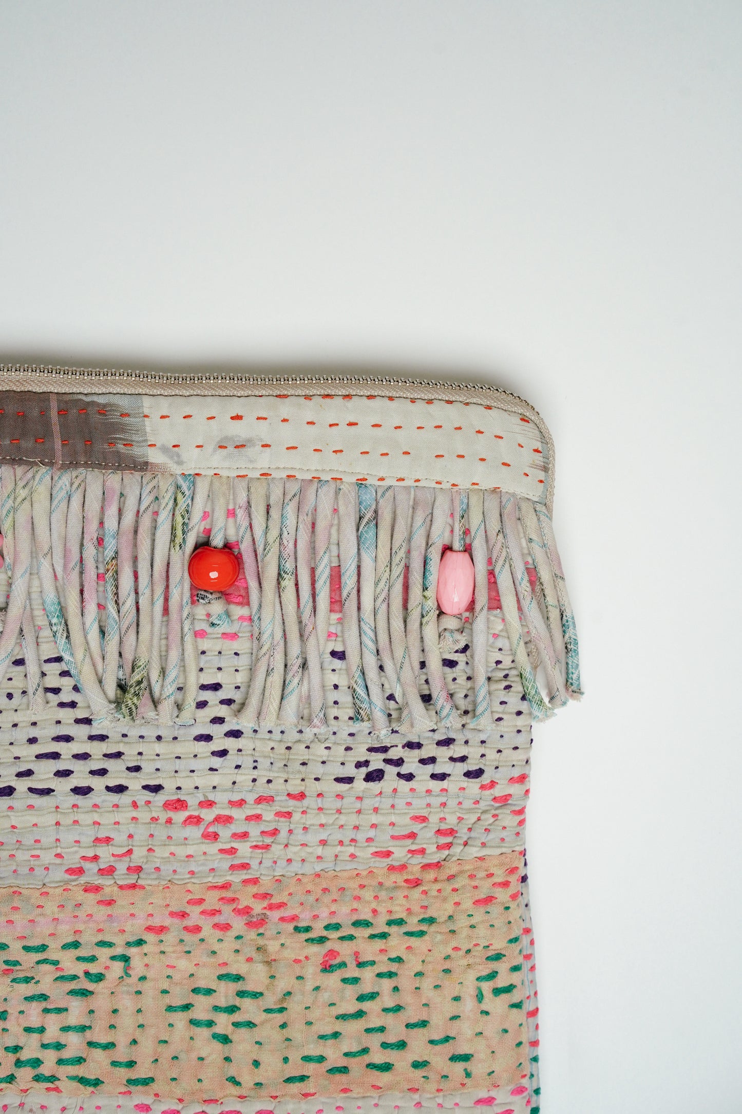 L'ÎLE BLEUE - Housse d'Ordinateur Kantha Franges