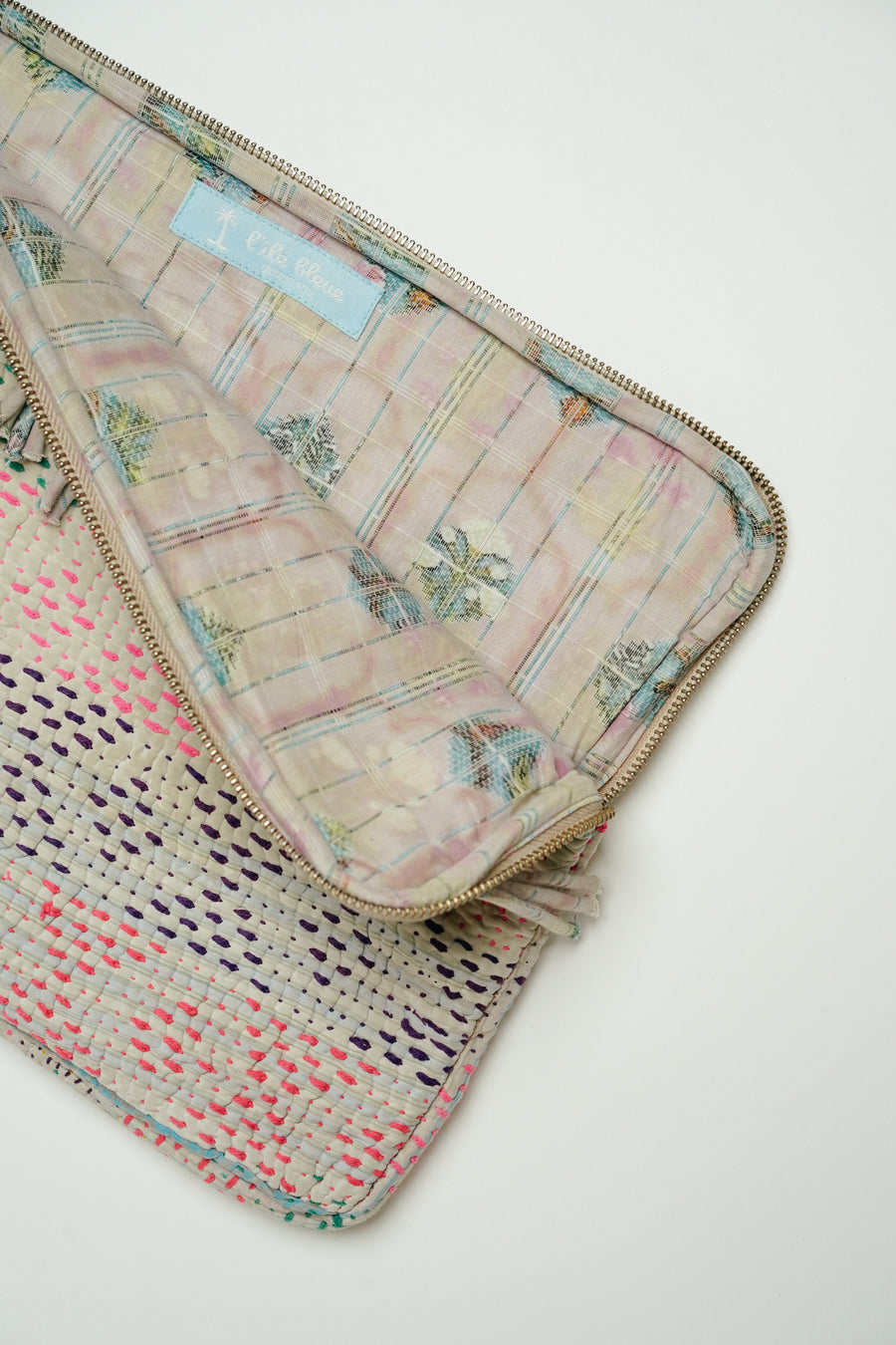 L'ÎLE BLEUE - Housse d'Ordinateur Kantha Franges