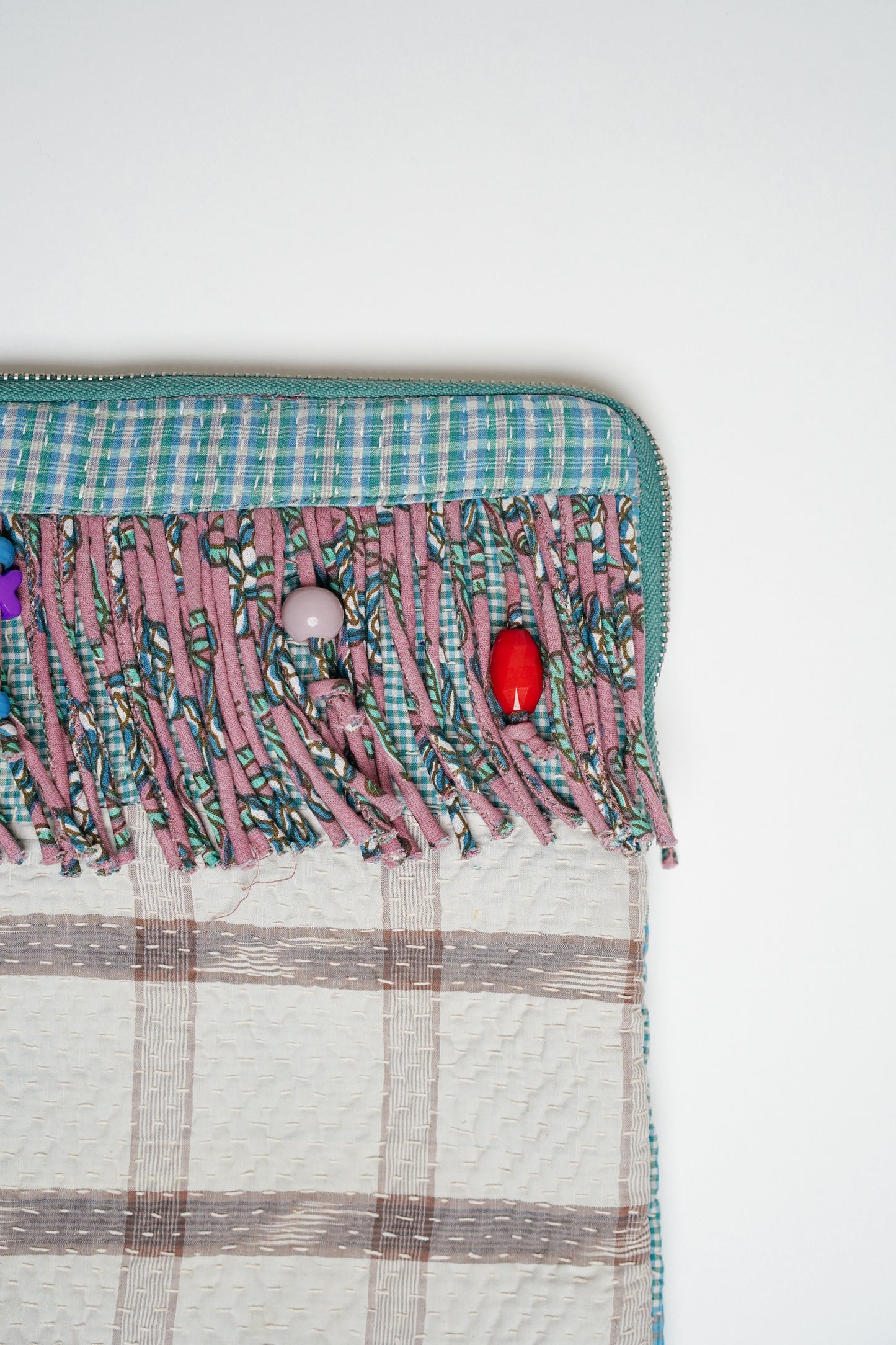 THE BLUE ISLAND - Kantha Fringe Laptop Sleeve