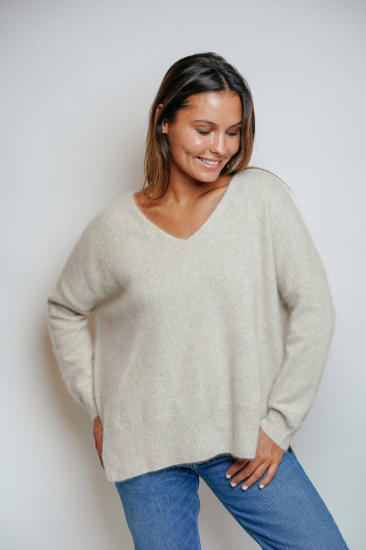 ESTHÈME - V-Neck Raccoon Heather Grey