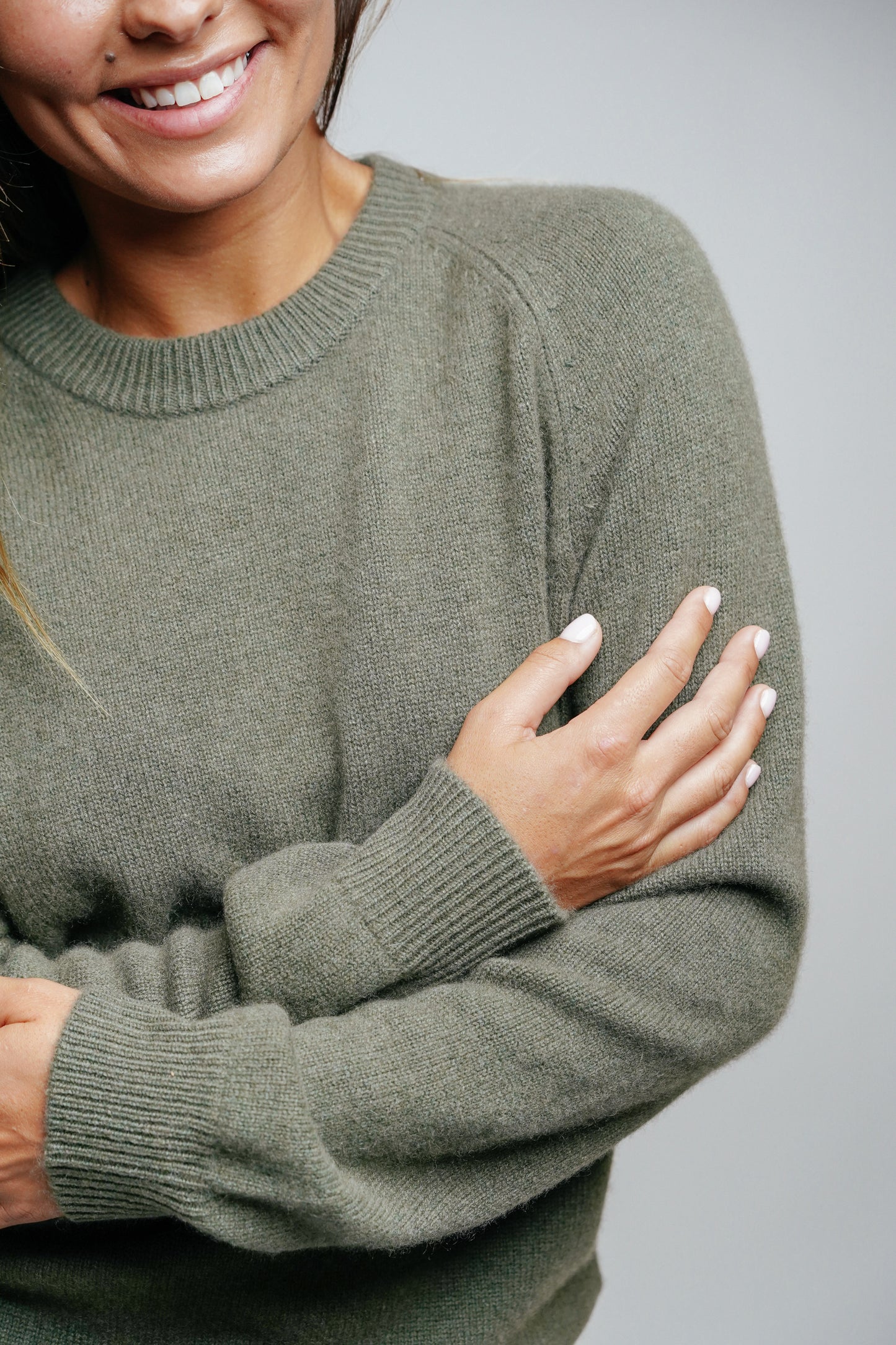 ESTHÈME - Round Neck Cashmere Khaki