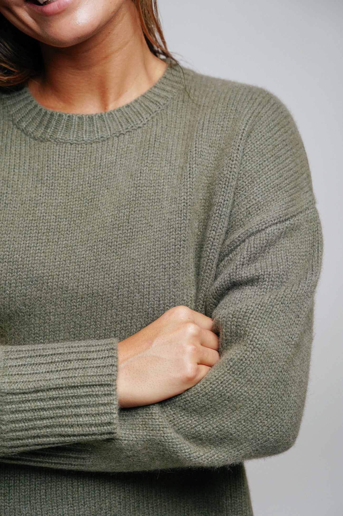 ESTHÈME - Round Neck Cashmere Khaki
