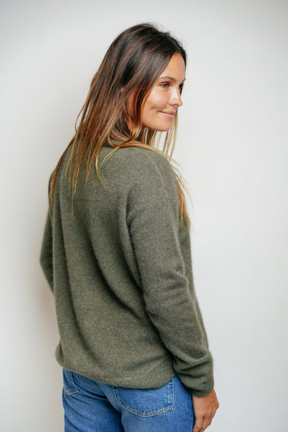 ESTHÈME - Khaki Raccoon Round Neck