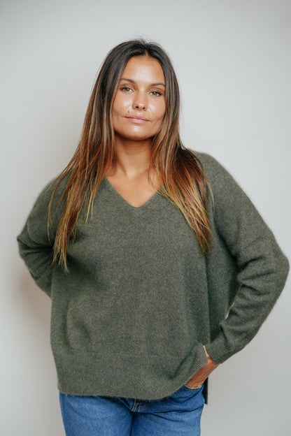 ESTHÈME - V-neck Raccoon Khaki