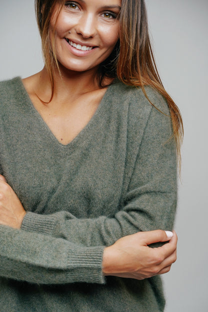 ESTHÈME - V-neck Raccoon Khaki