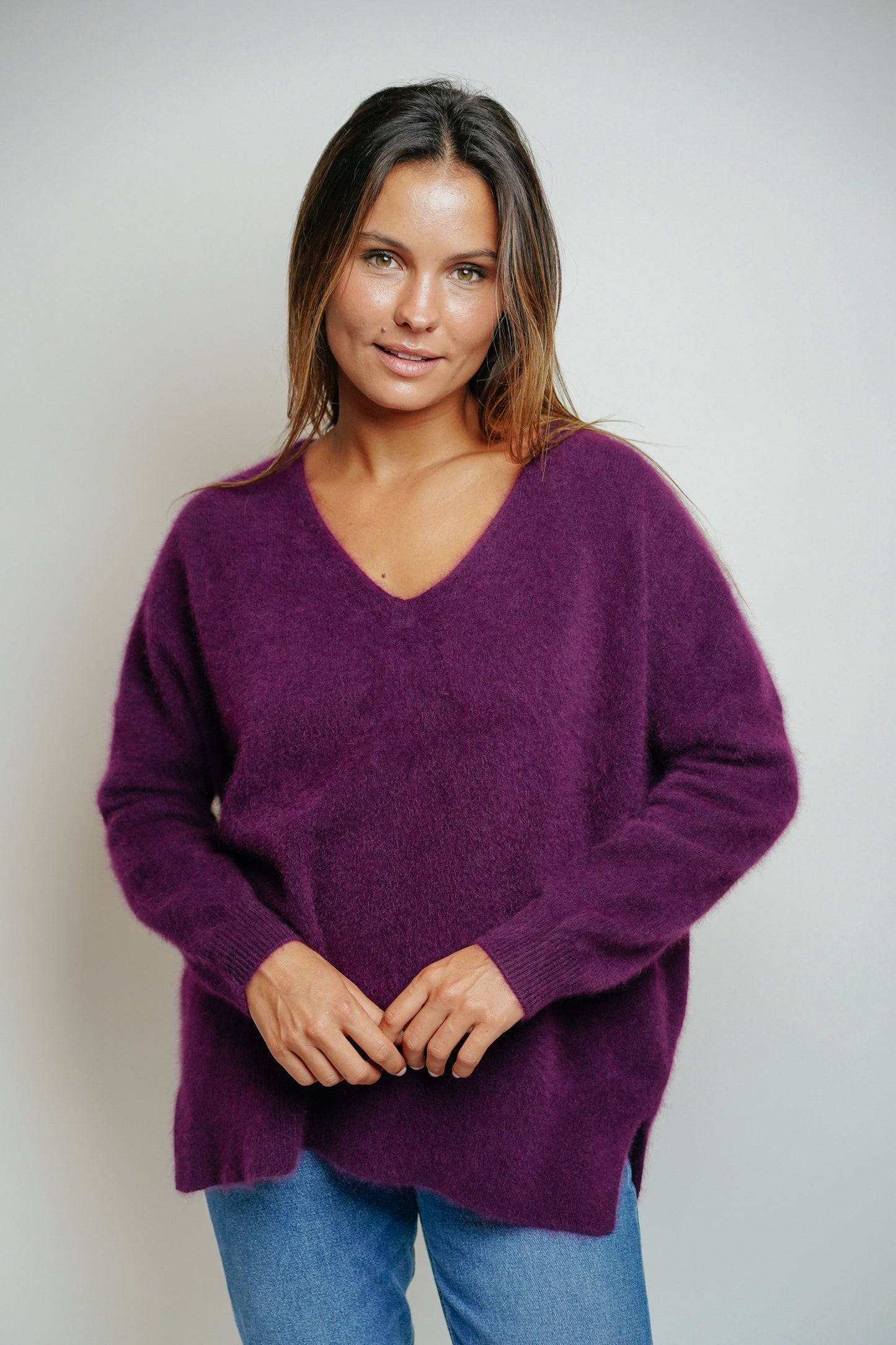 ESTHÈME - V-neck Raccoon Plum