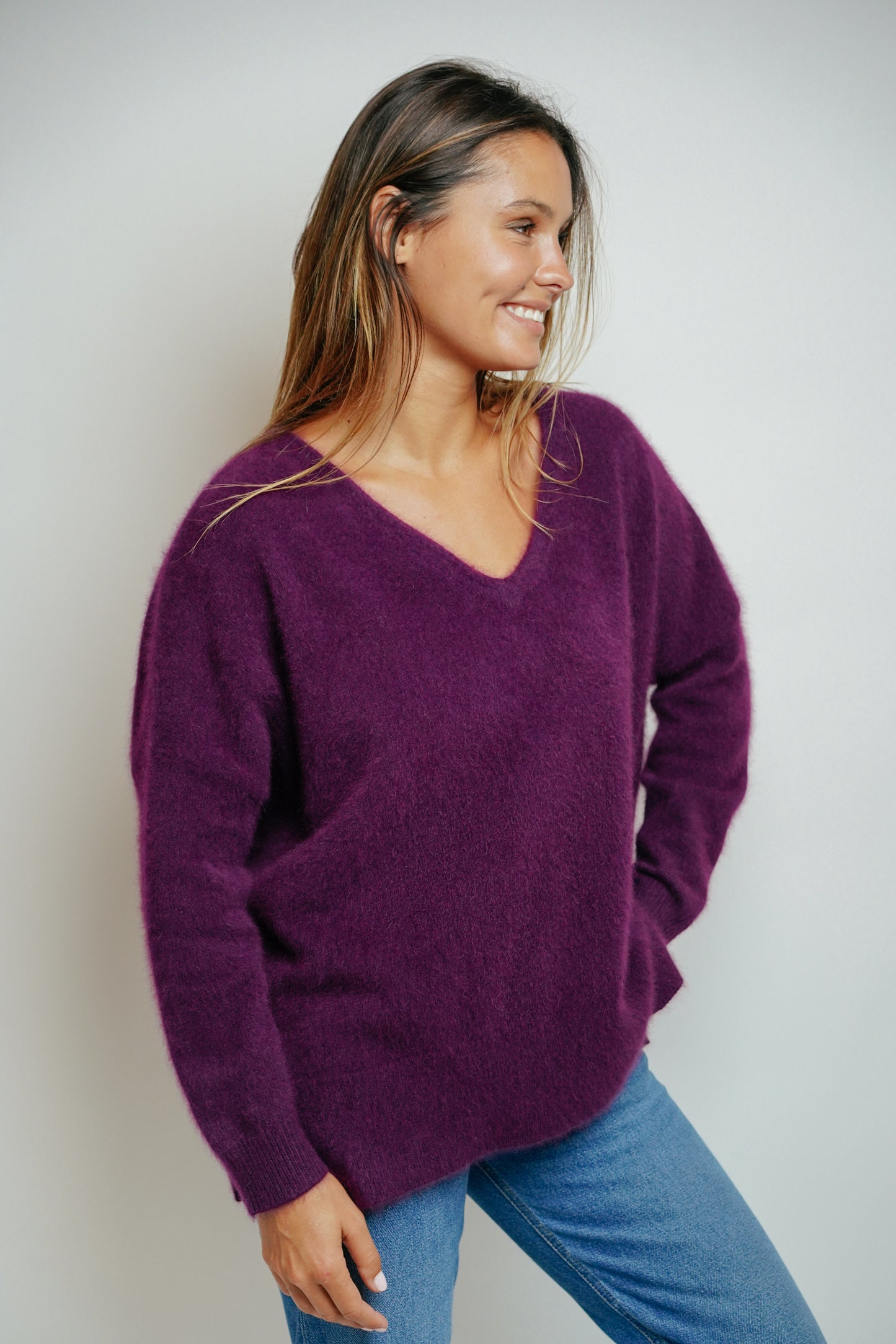 ESTHÈME - V-neck Raccoon Plum