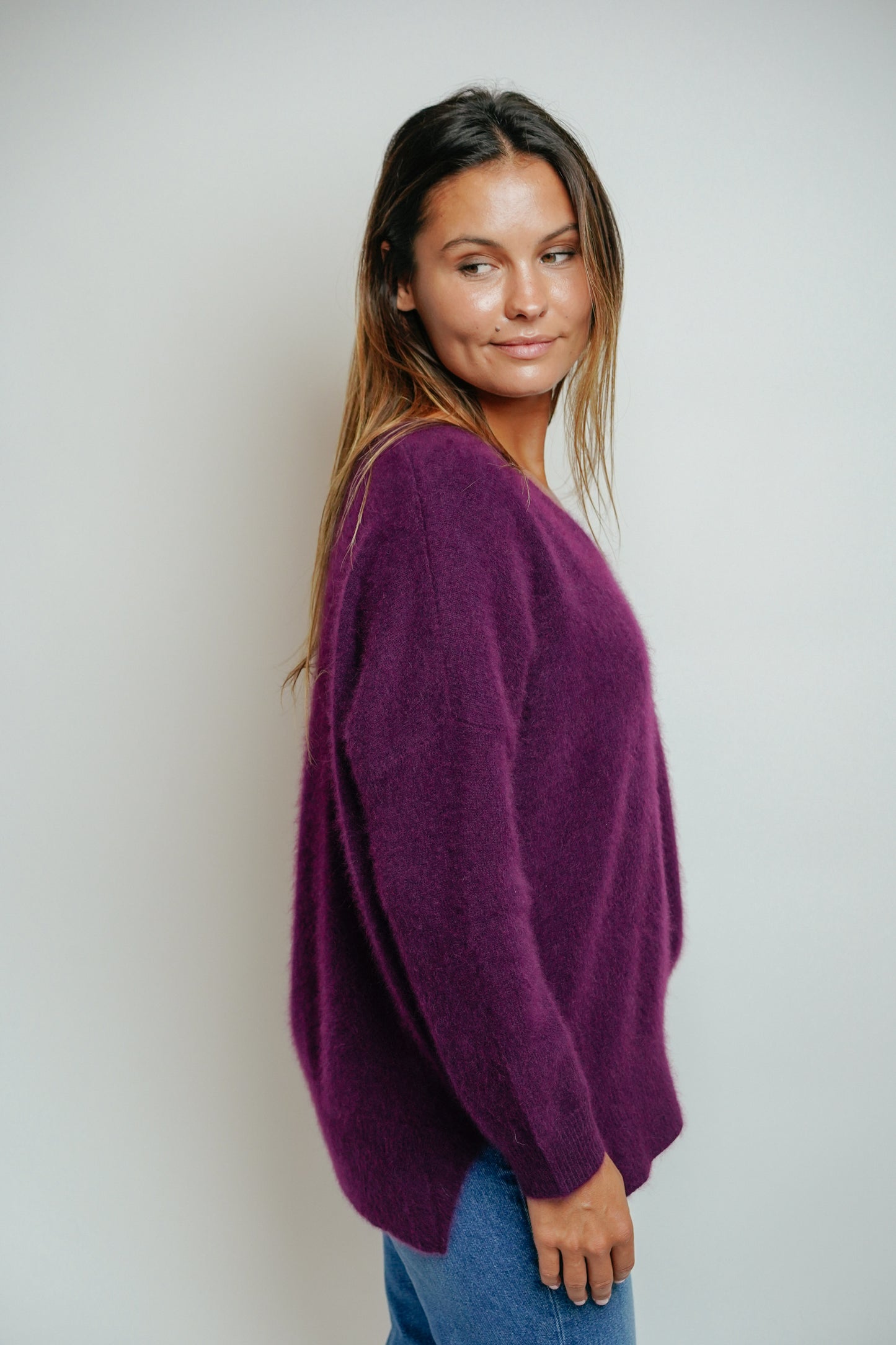 ESTHÈME - V-neck Raccoon Plum